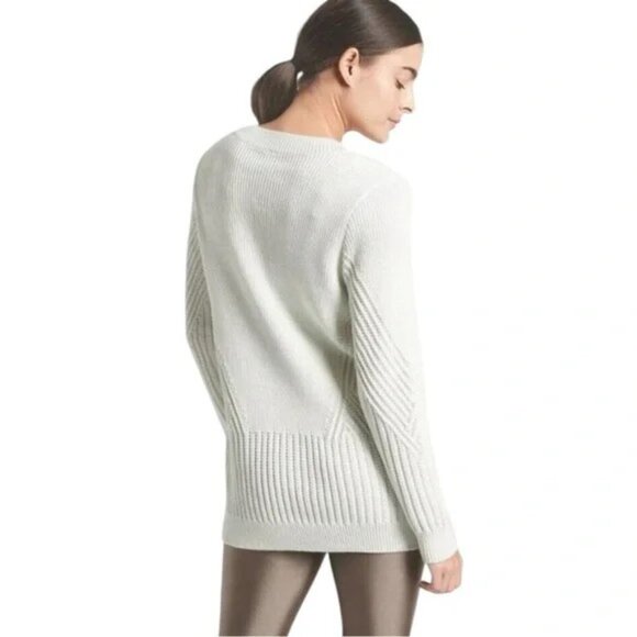 Athleta Teton V -Neck Chunky Knit Oversized Pullover Sweater Dove Cream- Size XS - Picture 2 of 11